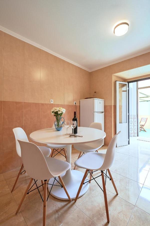 Spacious And Renovated Apartment With Amazing Patio, By Timecooler Lissabon Exterior foto