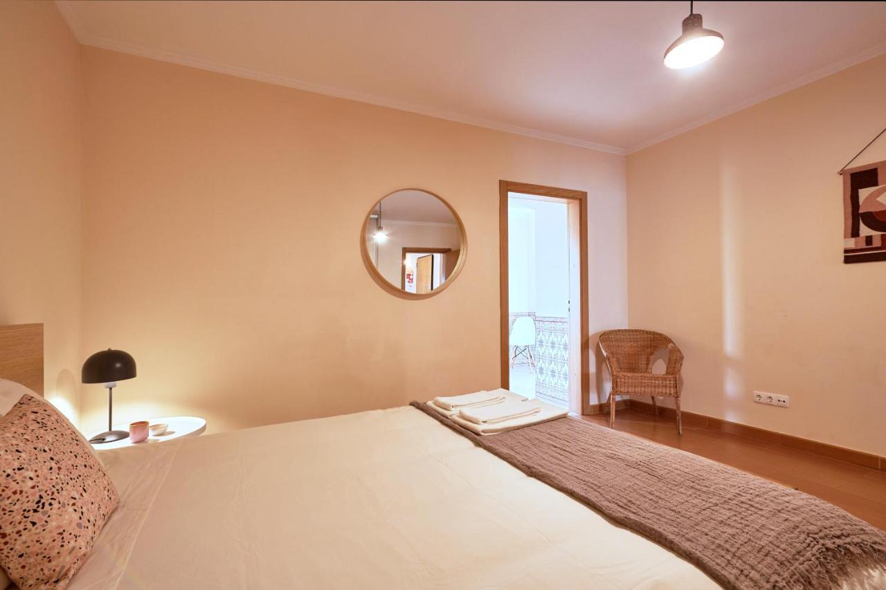 Spacious And Renovated Apartment With Amazing Patio, By Timecooler Lissabon Exterior foto