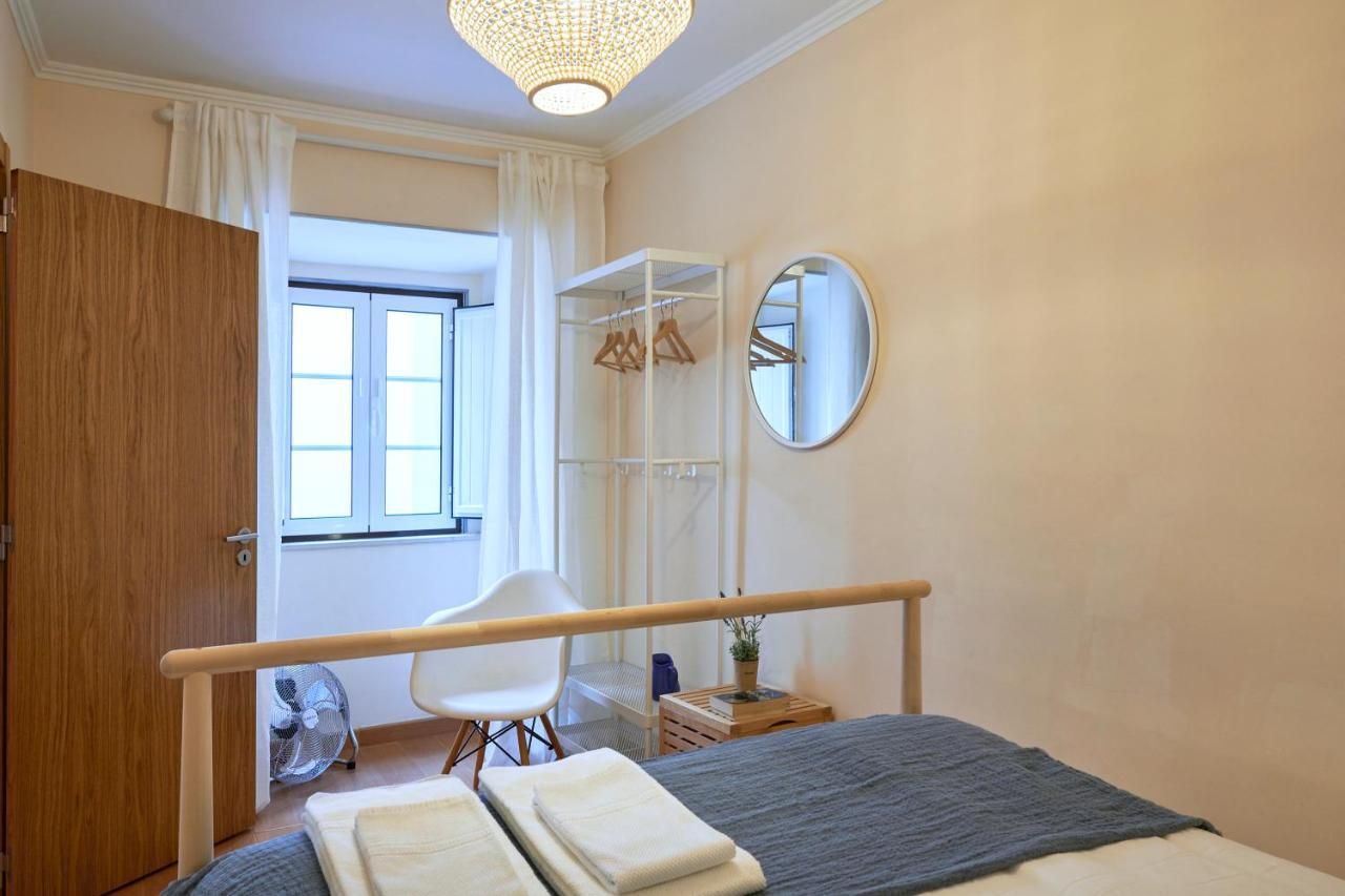 Spacious And Renovated Apartment With Amazing Patio, By Timecooler Lissabon Exterior foto