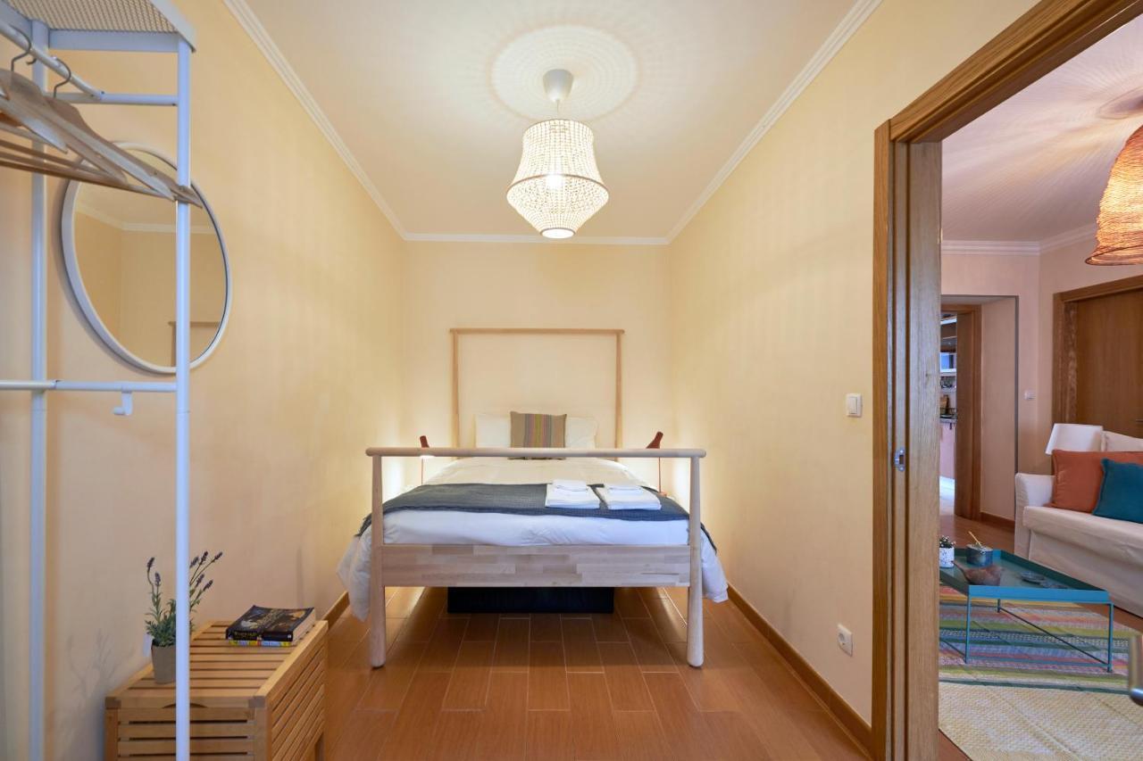 Spacious And Renovated Apartment With Amazing Patio, By Timecooler Lissabon Exterior foto